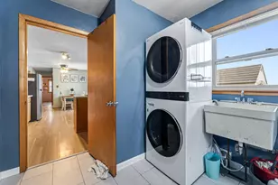 829 S Hill St, Fountain City, WI 54629 - Photo 15