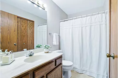 1053 Pond View Court, Vadnais Heights, MN 55127 - Photo 13