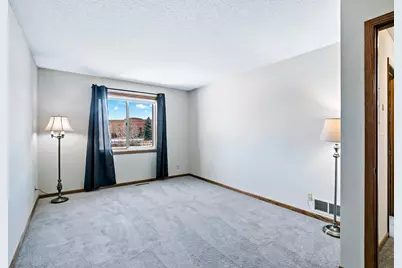 1053 Pond View Court, Vadnais Heights, MN 55127 - Photo 15