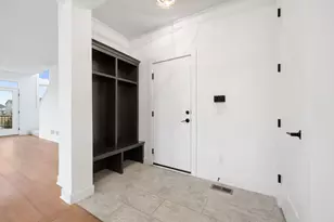 6301 Red Cedar Dr, Chaska, MN 55318 - Photo 11