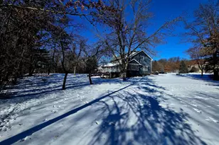 2237 Chelmsford Ln, Saint Cloud, MN 56301 - Photo 3