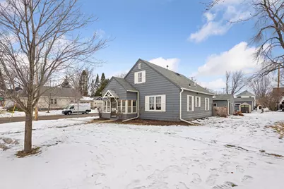200 E 2nd Street, Waconia, MN 55387 - Photo 5