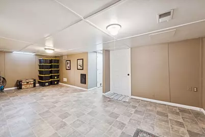 200 E 2nd Street, Waconia, MN 55387 - Photo 31