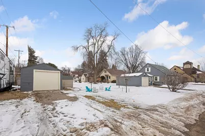 200 E 2nd Street, Waconia, MN 55387 - Photo 35