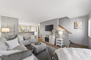 4811 Education Dr N, Hugo, MN 55038 - Photo 9