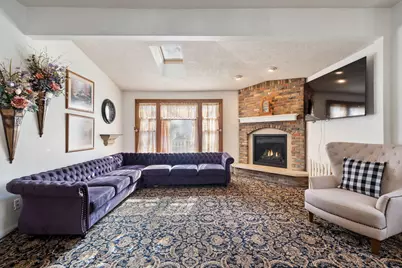 710 W Oakland Avenue, Austin, MN 55912 - Photo 17