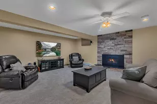 2021 Hillcrest Dr, Saint Cloud, MN 56303 - Photo 39