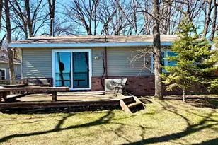 36678 Oak Point Dr, New York Mills, MN 56567 - Photo 3