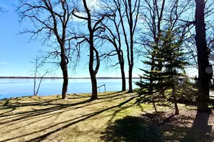 36678 Oak Point Dr, New York Mills, MN 56567 - Photo 9