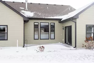 901 Emily Ct NE, Montgomery, MN 56069 - Photo 31