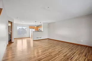 2880 Clover Ridge Dr, Chaska, MN 55318 - Photo 5