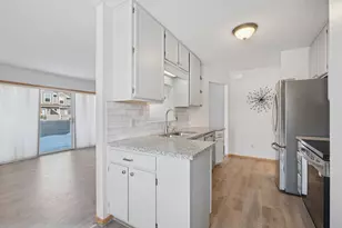 14304 Estates Ave, Apple Valley, MN 55124 - Photo 11