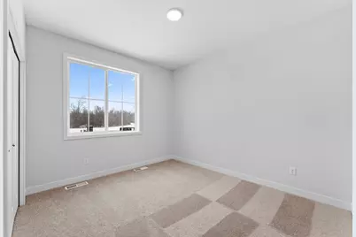 1561 Creekwood Dr, New Richmond, WI 54017 - Photo 9