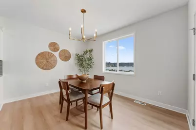 1539 Creekwood Dr, New Richmond, WI 54017 - Photo 11