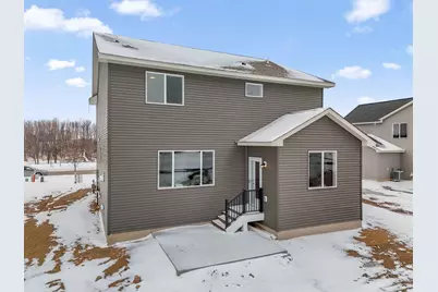 1539 Creekwood Dr, New Richmond, WI 54017 - Photo 3
