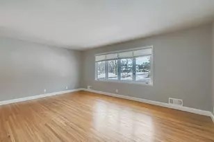 14921 Belvoir Dr, Minnetonka, MN 55345 - Photo 11