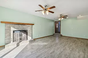 2301 E 121st St, Burnsville, MN 55337 - Photo 17