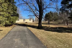 545 Hwy 7 W, Hutchinson, MN 55350 - Photo 23