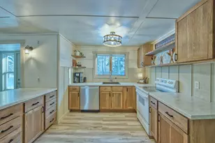 4381 Lilac Rd, Gilbert, MN 55741 - Photo 11