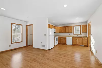 3901 Mapleton Avenue, Spring Park, MN 55384 - Photo 7