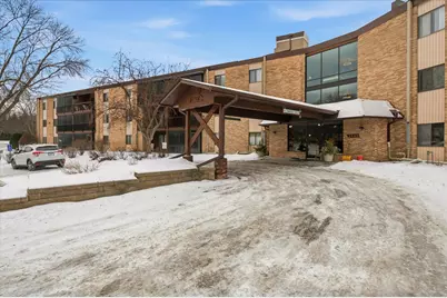 2680 Oxford Street N #125, Roseville, MN 55113 - Photo 3