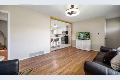 4370 Nicols Road, Eagan, MN 55122 - Photo 9