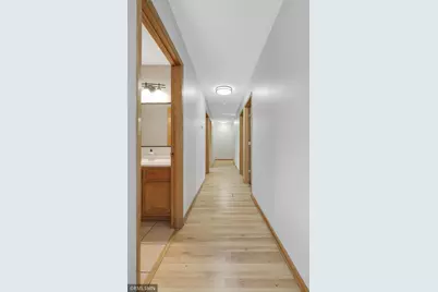 624 Cook Avenue E, Saint Paul, MN 55130 - Photo 7