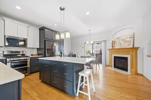 15548 Dynasty Way, Apple Valley, MN 55124 - Photo 11