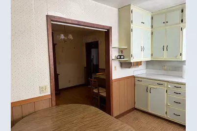 213 7th Avenue SE, Elbow Lake, MN 56531 - Photo 3