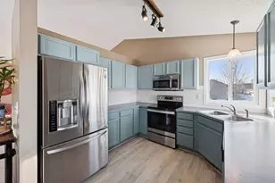 1295 Waters Way, Watertown, MN 55388 - Photo 13