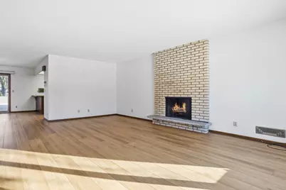 183 Windsor Court, New Brighton, MN 55112 - Photo 3