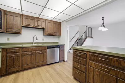 183 Windsor Court, New Brighton, MN 55112 - Photo 9