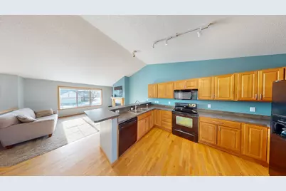 1017 Abbey Road, Northfield, MN 55057 - Photo 3