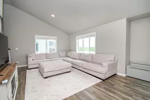 5752 58th St S, Fargo, ND 58104 - Photo 9