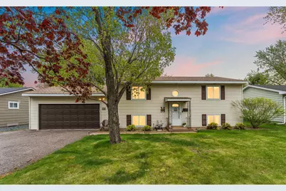1126 Lincoln Avenue, Saint Paul Park, MN 55071 - Photo 1