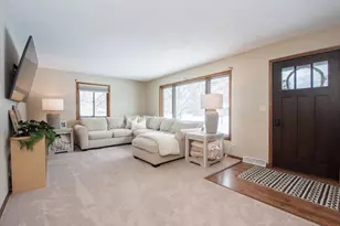 809 Westgate Cir, Hawley, MN 56549 - Photo 3