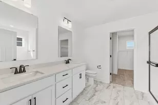 557 Waterford Pl, Waconia, MN 55387 - Photo 19