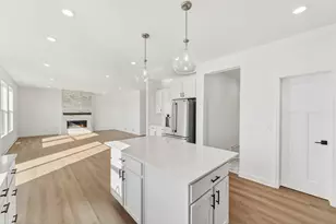 557 Waterford Pl, Waconia, MN 55387 - Photo 9