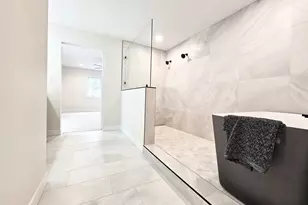 1810 Mayowood Rd SW, Rochester, MN 55902 - Photo 19