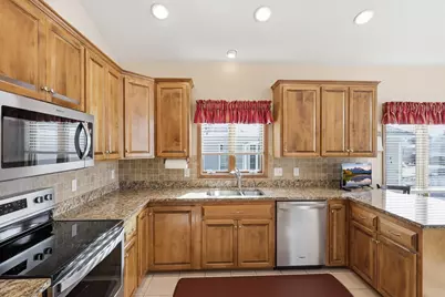18070 39th Place N, Plymouth, MN 55446 - Photo 9
