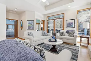 18070 39th Pl N, Plymouth, MN 55446 - Photo 5