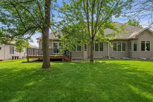18070 39th Pl N, Plymouth, MN 55446 - Photo 23