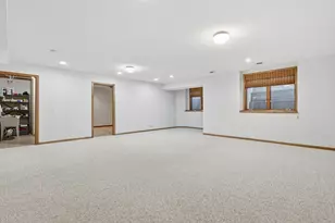 18070 39th Pl N, Plymouth, MN 55446 - Photo 17