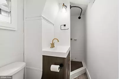 8307 Russell Avenue S, Bloomington, MN 55431 - Photo 15