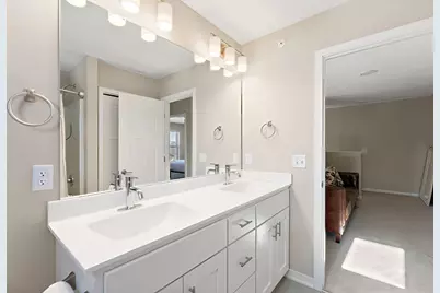 2651 New Century Boulevard S, Maplewood, MN 55119 - Photo 19