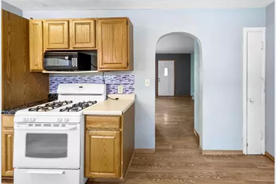 120 State Avenue N, Thief River Falls, MN 56701 - Photo 9