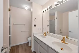 8588 Savanna Oaks Ln, Woodbury, MN 55125 - Photo 29