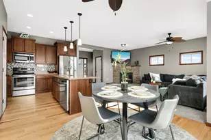 20508 Hartford Way, Lakeville, MN 55044 - Photo 11