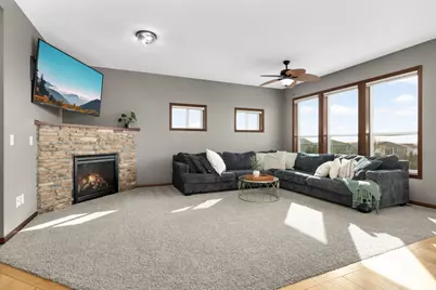 20508 Hartford Way, Lakeville, MN 55044 - Photo 9