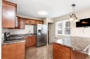 1329 10th St N, Fargo, ND 58102 - Photo 11